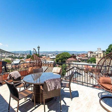 3Br Apt W Huge Terrace & Magnificent Views 第比利斯 外观 照片