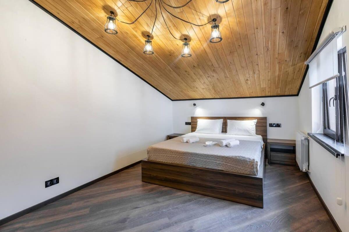3Br Apt W Huge Terrace & Magnificent Views 第比利斯 外观 照片