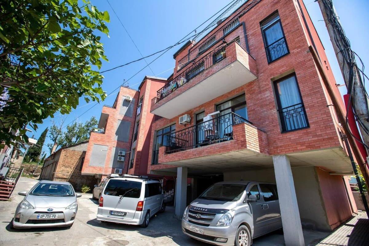 3Br Apt W Huge Terrace & Magnificent Views 第比利斯 外观 照片