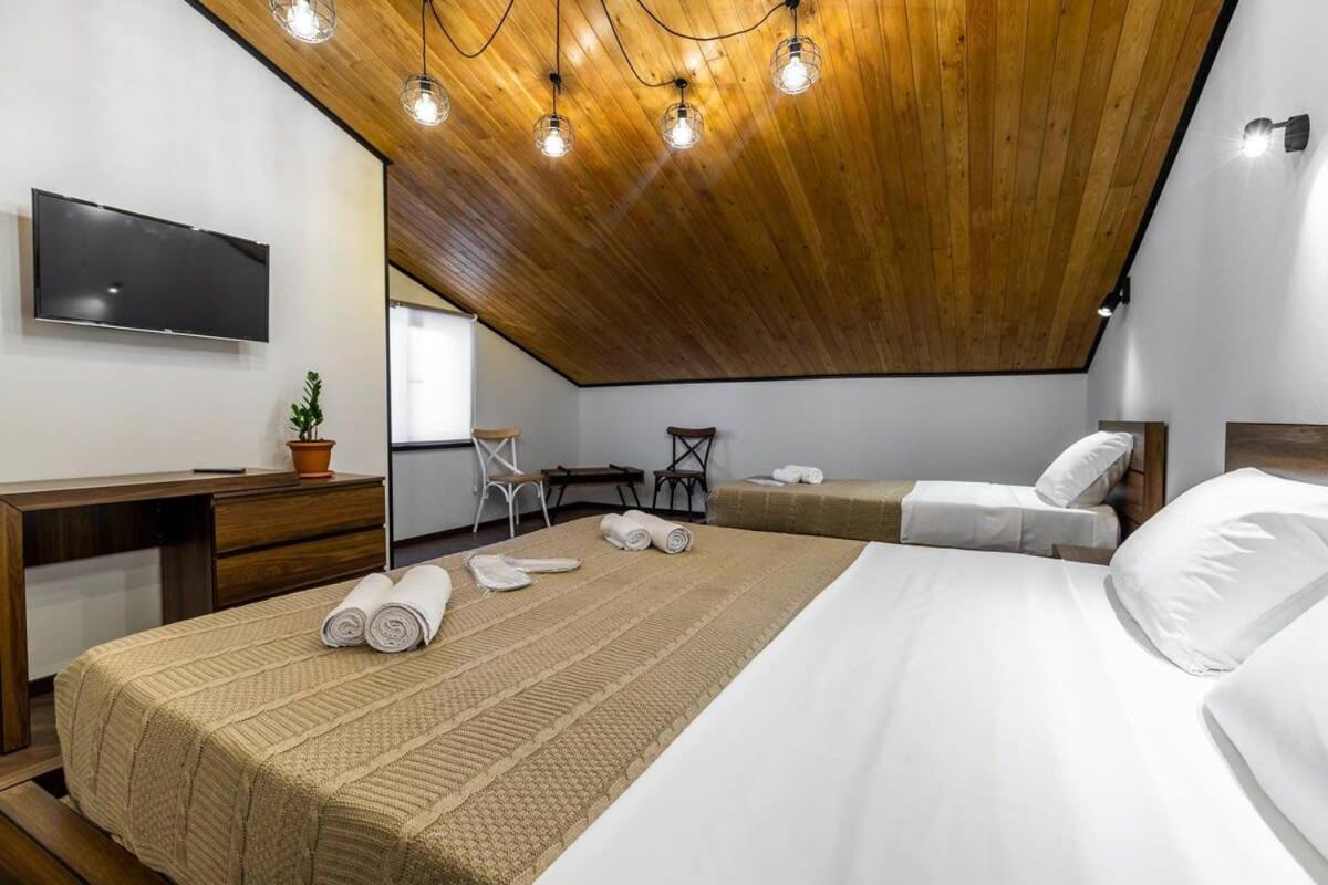3Br Apt W Huge Terrace & Magnificent Views 第比利斯 外观 照片